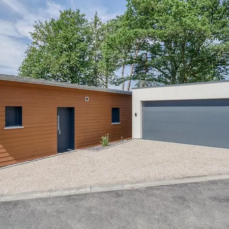 Les Roseaux Holiday home *
